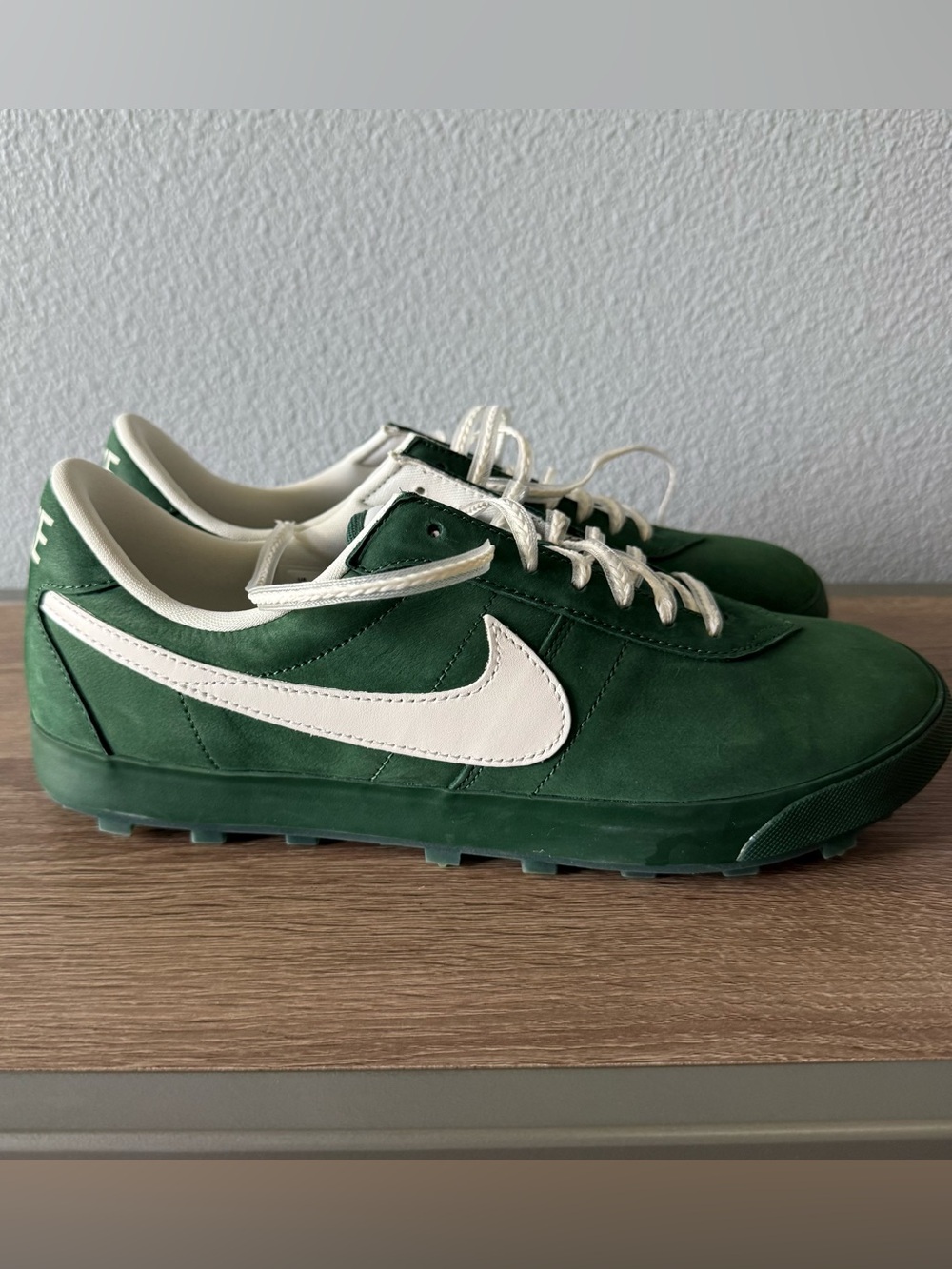 Nike Men’s Astrograbber in Green Suede